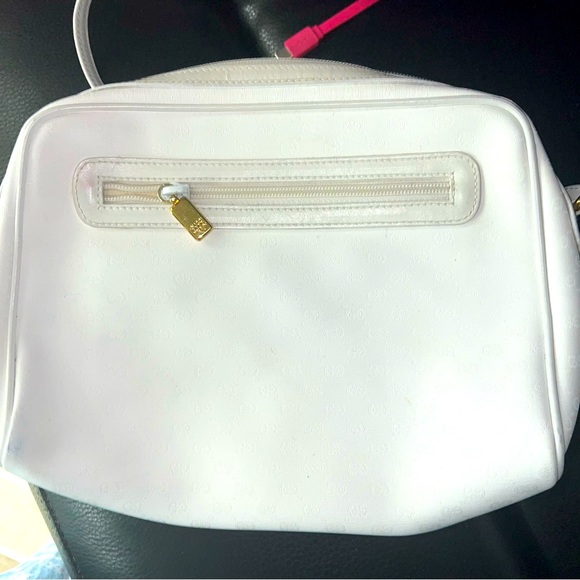 AUTHENTIC VINTAGE GUCCI WHITE ON WHITE WITH GOLD ZIPPER VINTAGE CONDITION - Picture 12 of 13